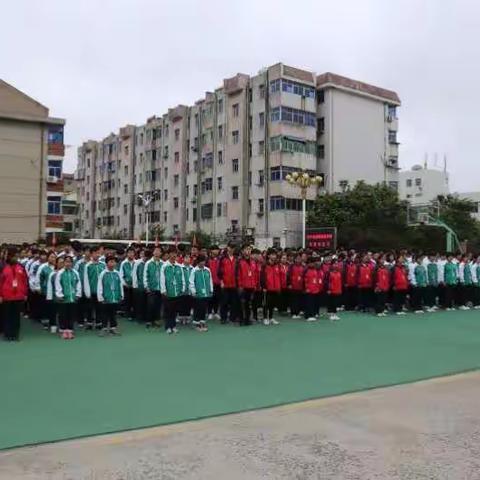 阜宁县教师进修学校                    举行反恐防暴模拟演练活动