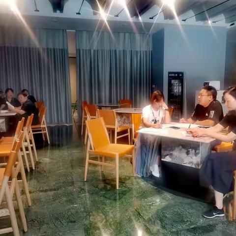 南阳大桥店员工大会