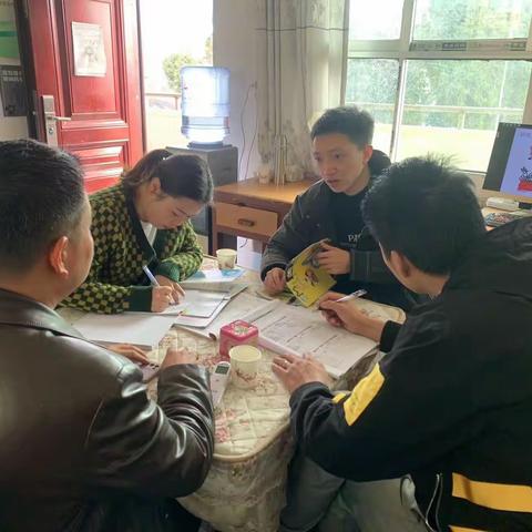 铁厂小学音体美教师送教下乡活动