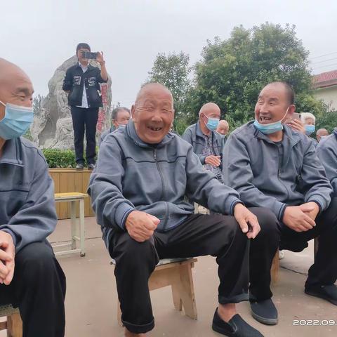 2022年王屋镇敬老院欢度中秋佳节