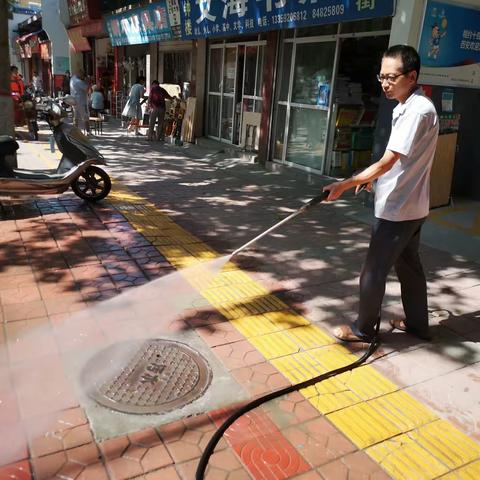 区民政局开展“大擦洗、大清扫、大整治”活动