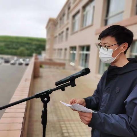 全力提升高考加速度，突破人生九十九度——三高中高三大连市一模成绩表彰动员大会