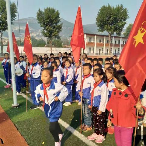 中石小学“争做新时代好队员，我们的建队节”活动