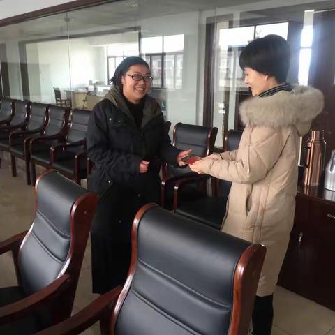 开发区走访困难党员