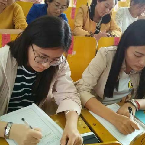 阳光、活力、精彩 ——记台儿庄区实验小学数学教研活动