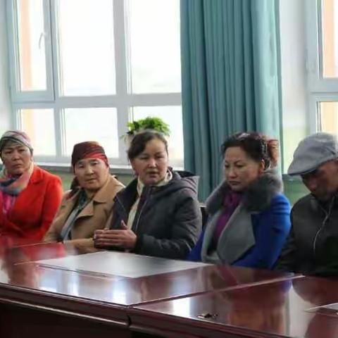 家校密切合作，共促学生成长 --哈巴河中学召开家长学校培训会