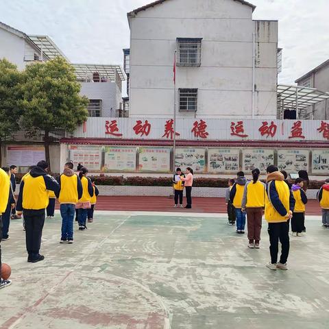 缅怀革命先烈  继承优良传统  珍惜幸福生活