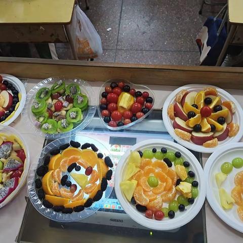 最有趣的综合课--水果拼盘