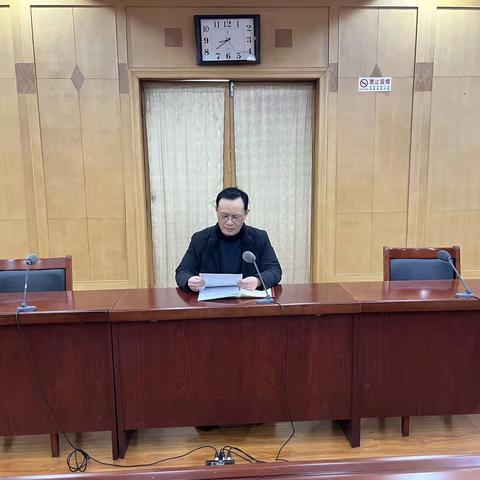 坚决当好学习贯彻市委全会精神的“排头兵”