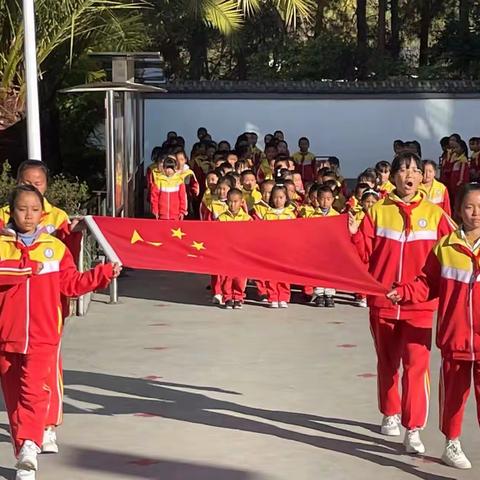 瓦马乡上拉堡小学第六届“百年礼赞，童心向党”文体艺术节