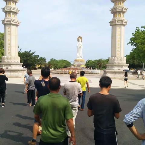 2018年6月23日陈氏家族到三亚陵水旅游