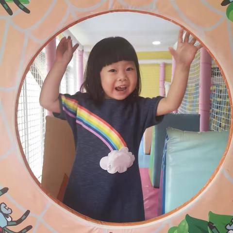 红黄蓝亲子园欢乐小一班 姚方柠九月成长记录💓