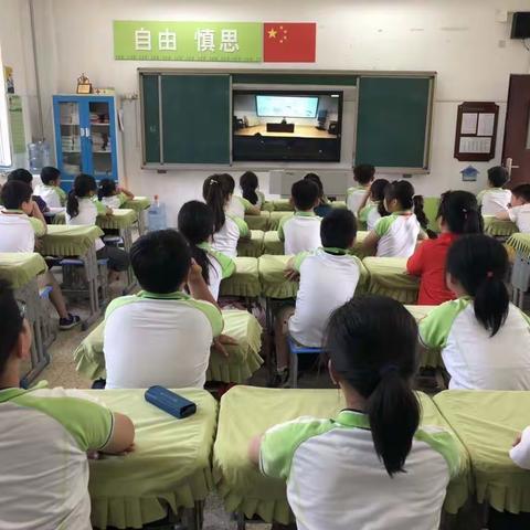 【青年•安全教育】青年路小学绿地商务城分校自救技能培训