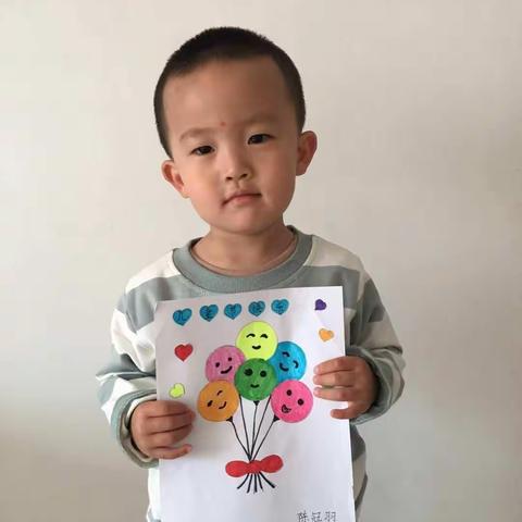 特殊的时光，不一样的陪伴——粮库幼儿园小二班六一线上亲子绘画活动