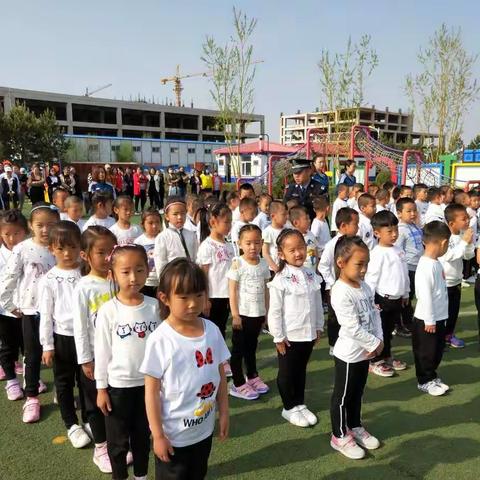 大五班小小兵军训汇演