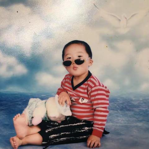 十八岁光阴寸寸似金、十八岁光阴一去不同......