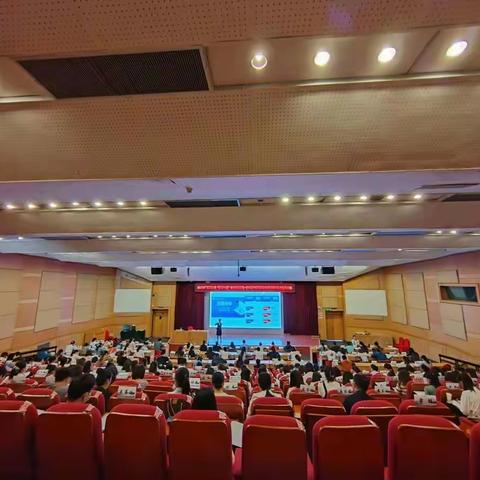2022年广西河池市“国培计划”市级统筹项目学科骨干教师信息化教学创新能力提升培训班（10月24日）