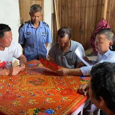 体民情、听民声、解民忧、人大代表在行动