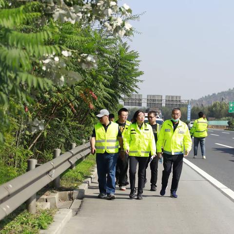 运营公司养护中心检查组到营口分公司检查指导道路养护工作