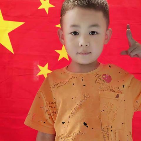 龙之梦幼儿园——国蒙六班唐梓敬幼儿园成长记录（副本）