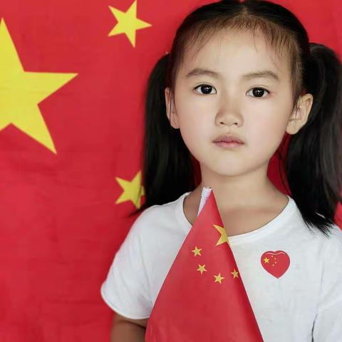 龙之梦幼儿园——国蒙六班陈梓睿幼儿园成长记录（副本）