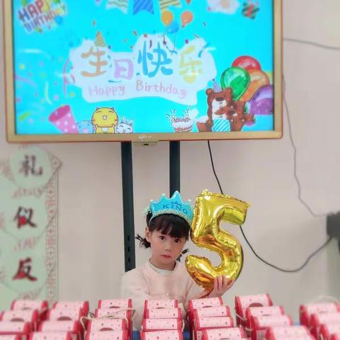 陈诺兮宝贝生日快乐！