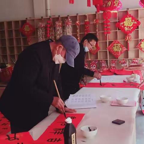 接地气丨翰墨飘香迎新春，欢天喜地过大年！板桥书法院丶一鸿书画培训学校癸卯年义卖活动正式启动！