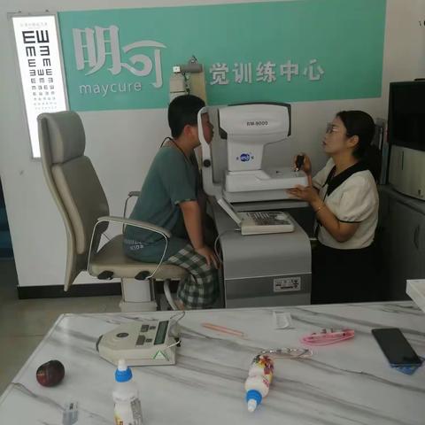 马不停蹄的暑假生活，站在不同的舞台，参加不同的比赛，一次锻炼一次成长