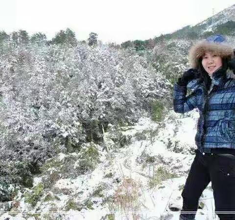 诗与歌 | 海乐： 愿做尘世里的一粒尘埃