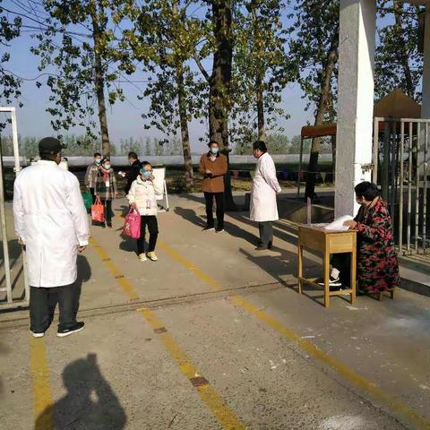 栖山镇马村小学开学第一天