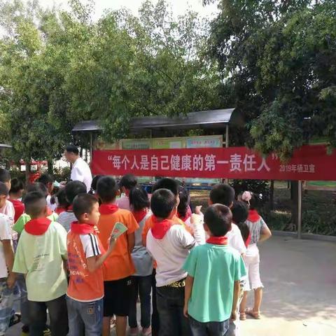 普及健康知识，培养学生良好的饮食习惯——栖山镇卫生院到马村小学进行健康知识宣传