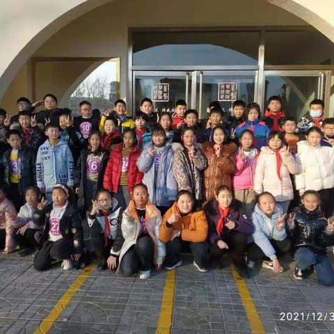 实验小学五三班“助力冬奥，喜迎新年”长跑比赛纪实