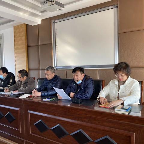 筑牢疫情防线，守护校园安全