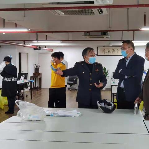 小东门市场所开展餐饮单位人员核酸检测工作