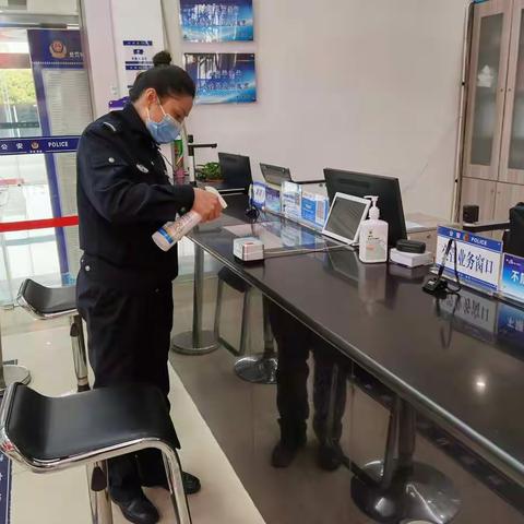 疫情防控不放松，户政服务有保障！