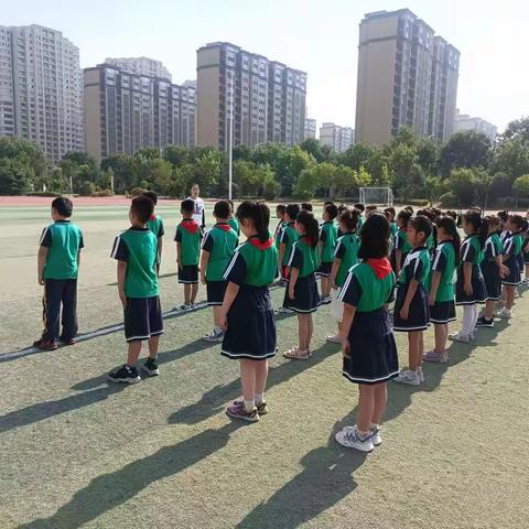 阳光体育，跳跃魅力——记万境水岸小学体育公开课