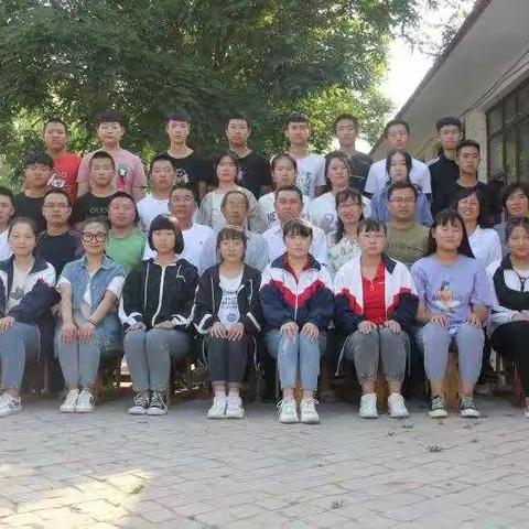 只是毕业  青春不散