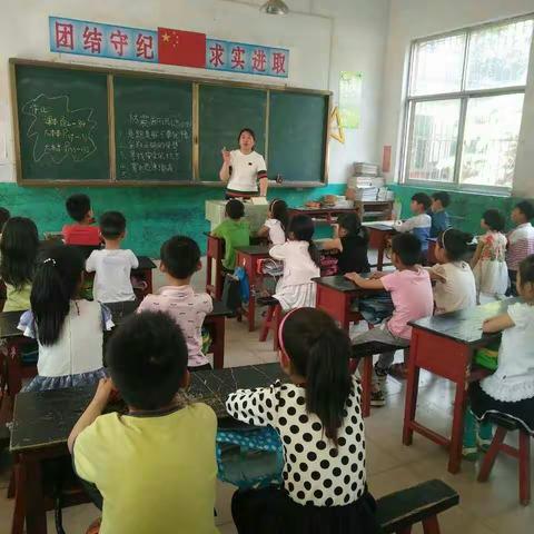 有备无患，平安相伴――石固镇花园小学“5.12校园防震应急疏散演练活动”掠影