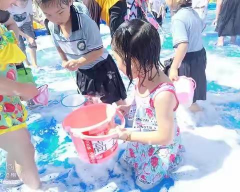 北斗星幼儿园泡沫之夏，拥抱美好！！！