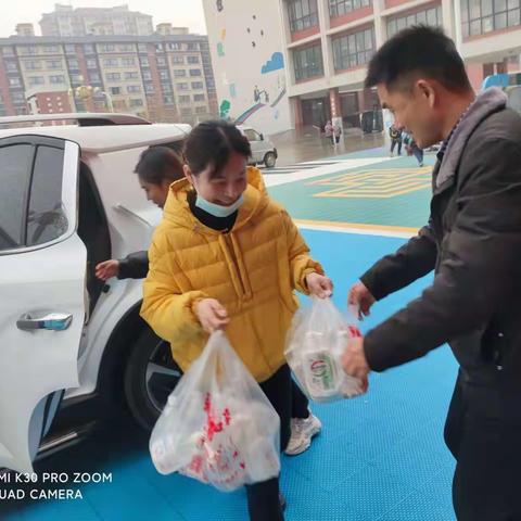 寒冬送温暖