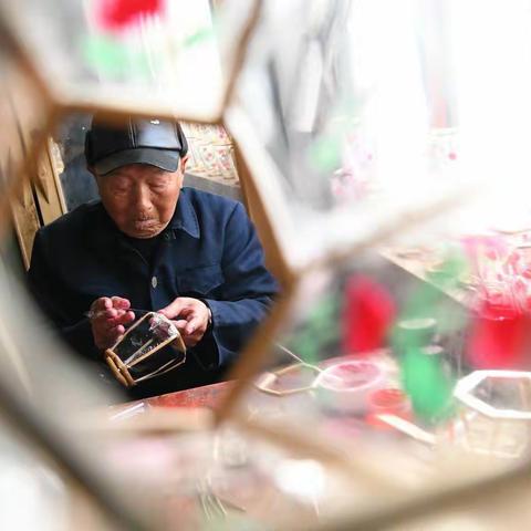 传承数百年文化韵味的广平油纸灯笼是怎样“出笼”的？