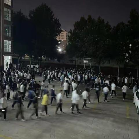 即墨区第一职业中等专业学校秋季开学停电逃生演练