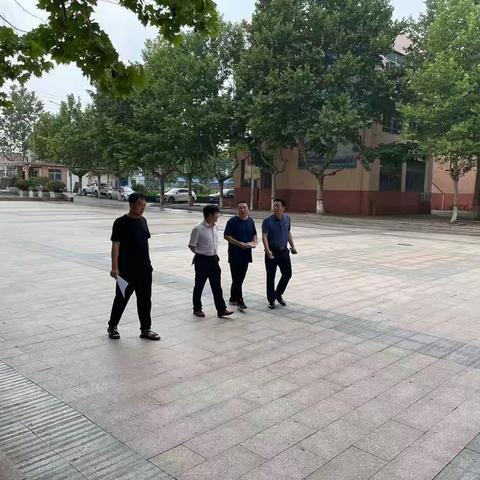 学校安全第四领导小组学期末校园安全大检查