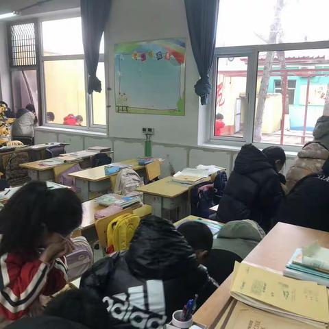 消防安全演练，筑牢安全防线—韩庄小学开展消防安全应急演练活动