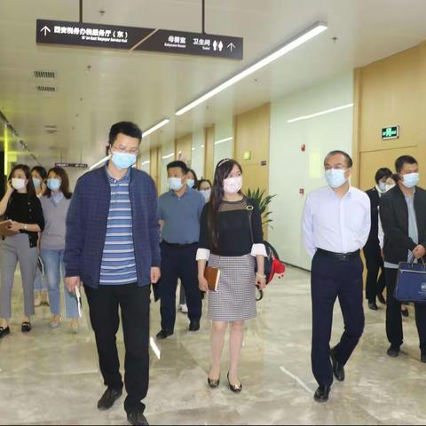 未央区行政审批服务局一行赴曲江新区政务服务中心交流学习