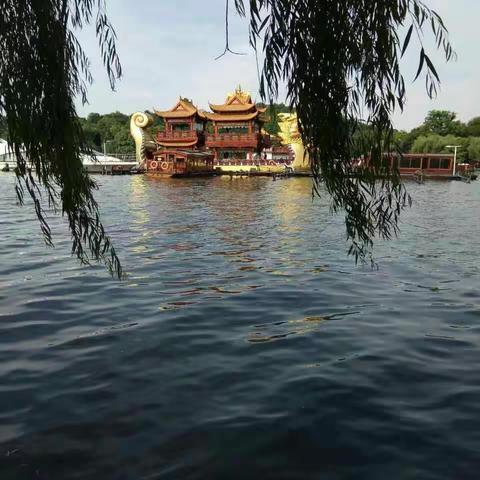 华东五市六日游留影