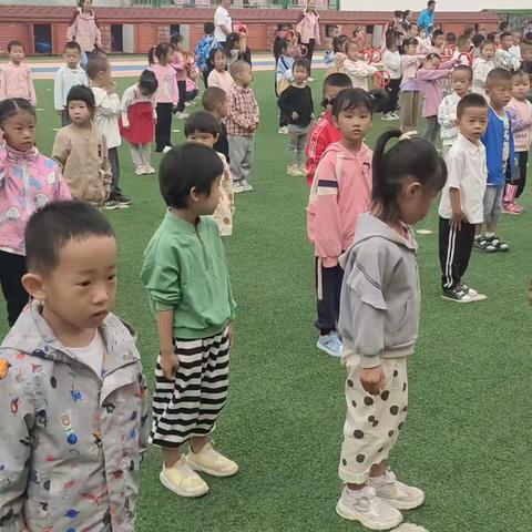 第二十七幼儿园小二班第三周精彩回顾