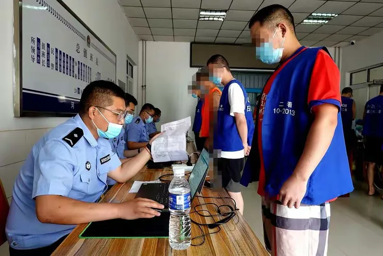 石家庄市第二看守所为在押人员注射新冠疫苗剪影