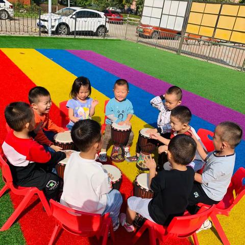 传递活力 鼓声飞扬——百花幼儿园非洲鼓特色课程活动剪影