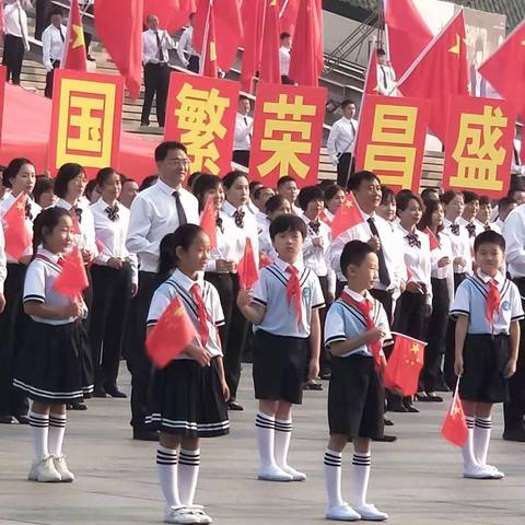 和平小学三年级一班“最美少年”——谢宜朴